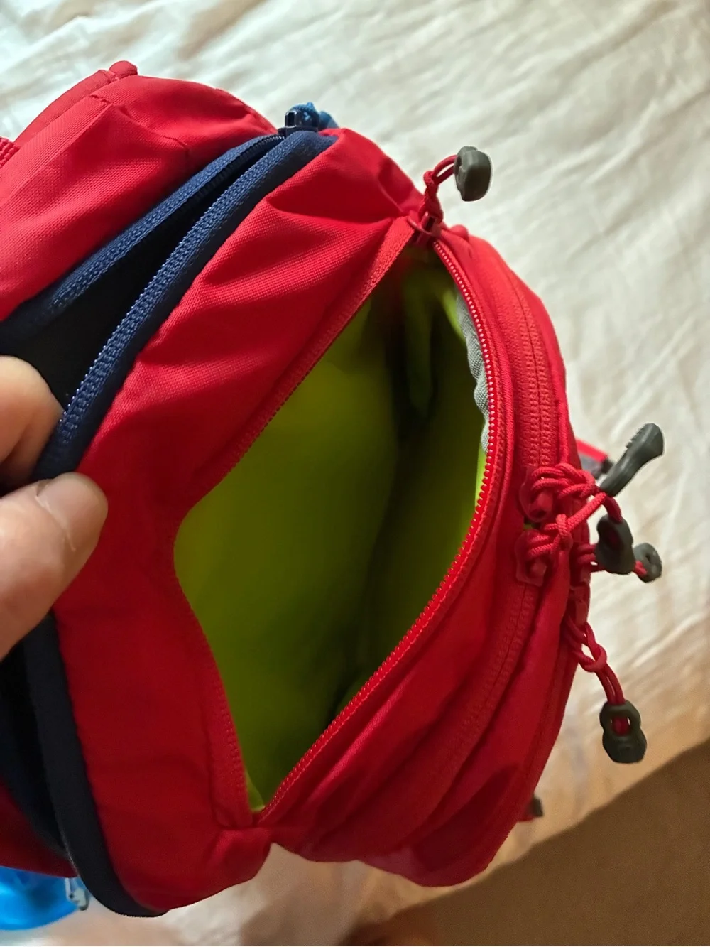 CamelBak M.U.L.E. 12 Hydration Pack Backpack - Red - Excellent Condition